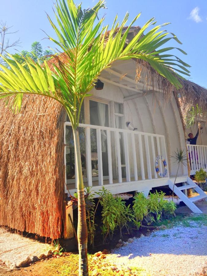 Maleo Moyo Hotel & Dive Resort Moyo Island Exterior photo